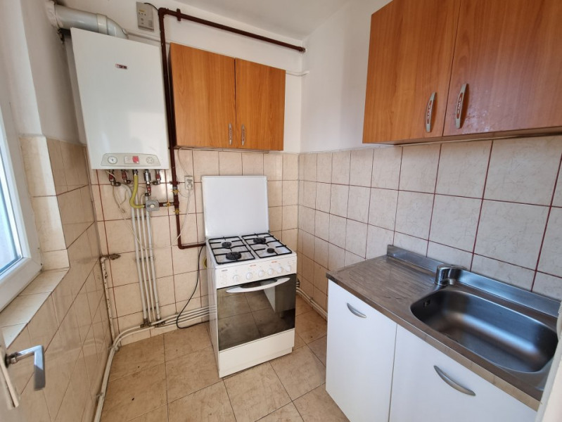 Apartament 2 camere de inchiriat 