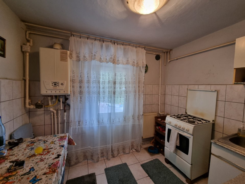 De Închiriat Apartament zona Selgros 