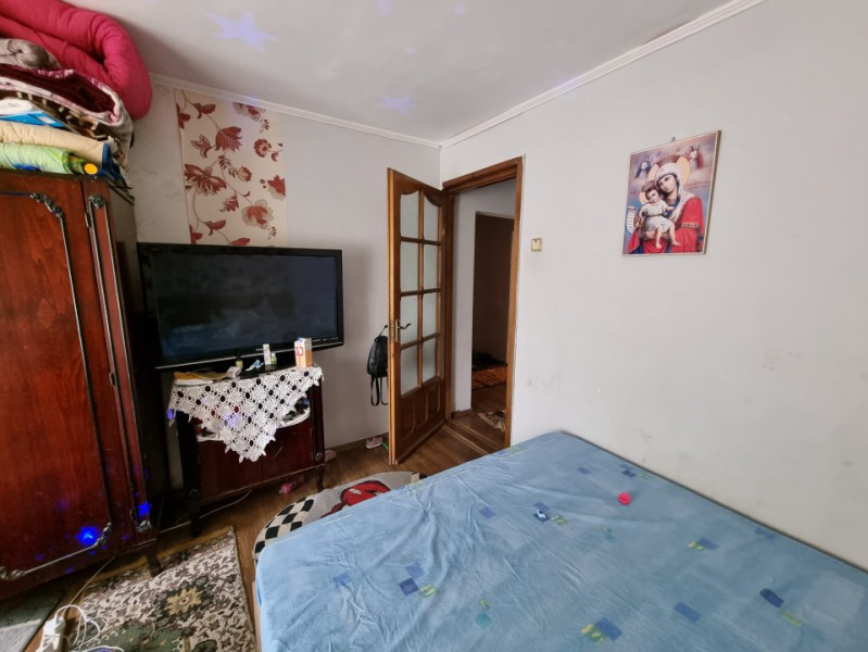 De Închiriat Apartament zona Selgros 