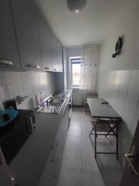 Apartament cu trei camere 