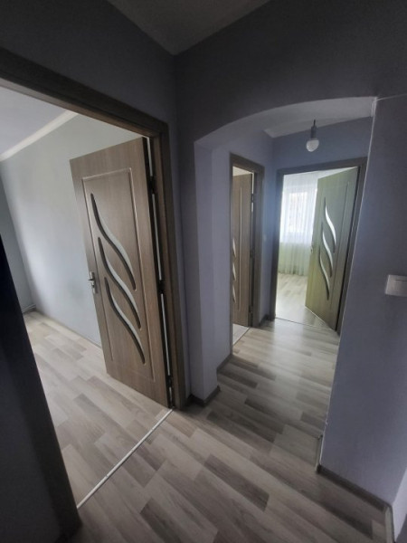 Apartament cu trei camere 