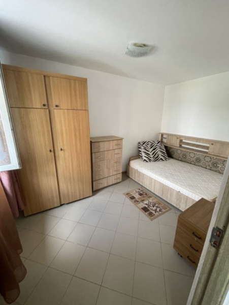 Etaj 1, Apartament 2 camere, zona Spital