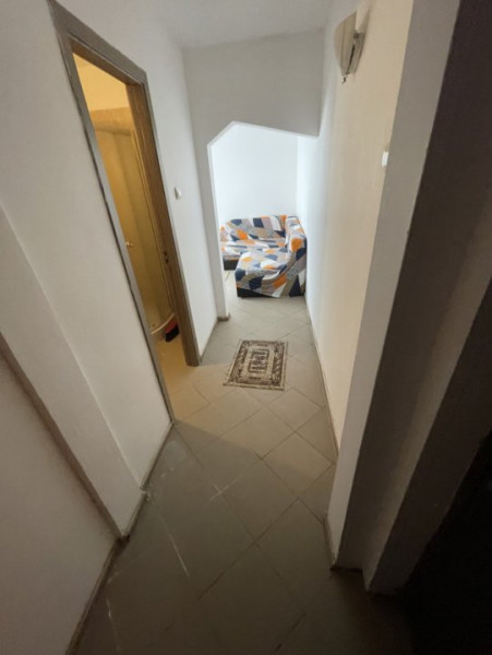 Etaj 1, Apartament 2 camere, zona Spital