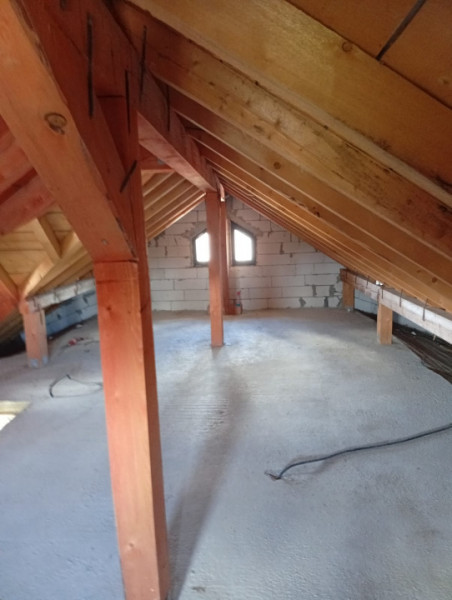 Vila cu garaj Gheraiesti Arinilor - langa cartier Smarald 