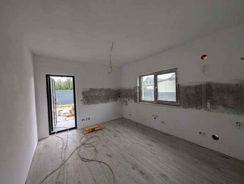Casa premium! Hemeiusi 3 dormitoare,3 bai , terasa beci