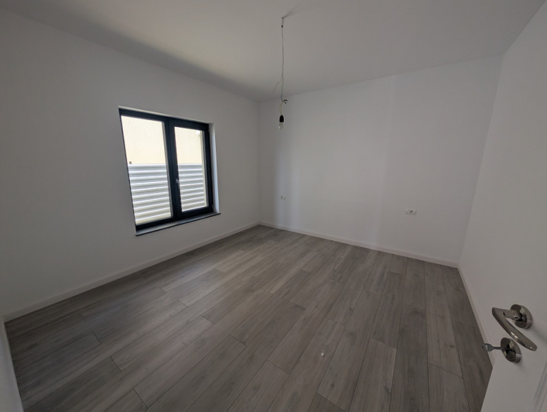 Casa premium! Hemeiusi 3 dormitoare,3 bai , terasa beci