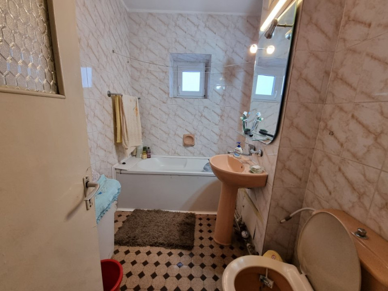 Apartament Orizont bloc după 1985, garaj + beci