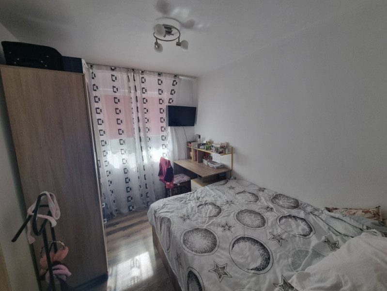 Apartament 3 camere, renovat recent, mobilat și utilat 