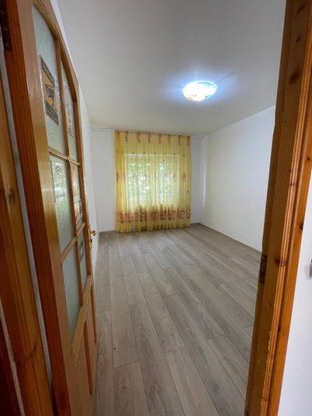 Apartament 3 camere decomandate, Parcul Nord, etaj 3