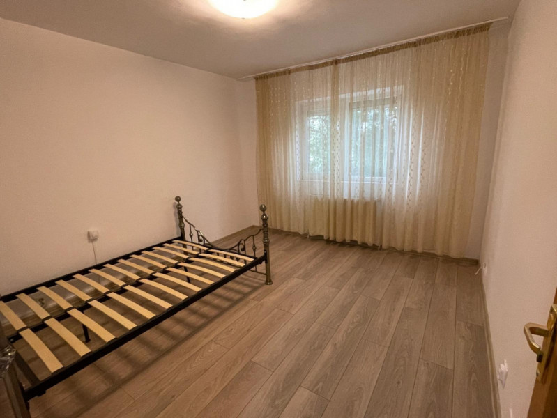 Apartament 3 camere decomandate, Parcul Nord, etaj 3