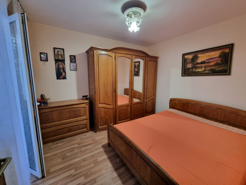 Apartament Tic-Tac, Panselelor etaj 2