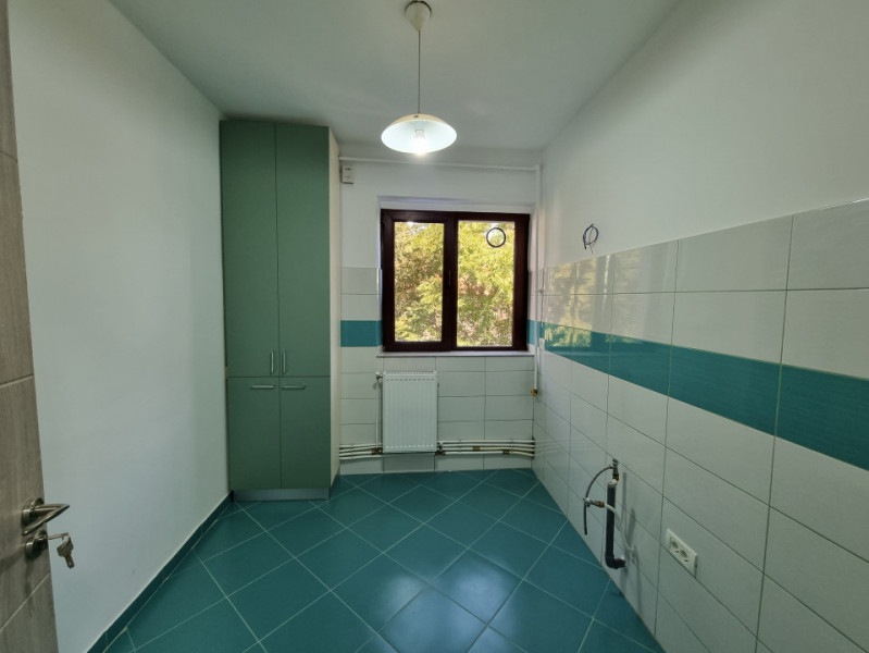 Ultracentral- 2 camere- renovat acum- impecabil 