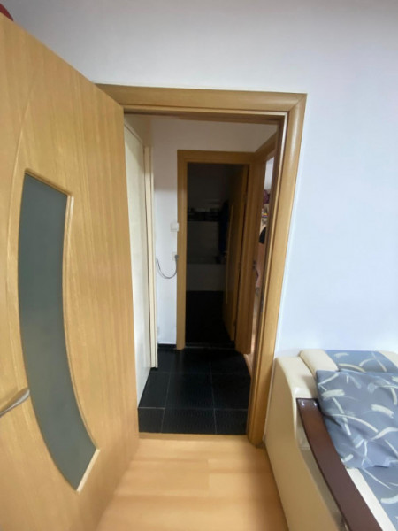 Apartament 2 camere, etaj 2/4, zona Mioriței – Mobilat și Utilat