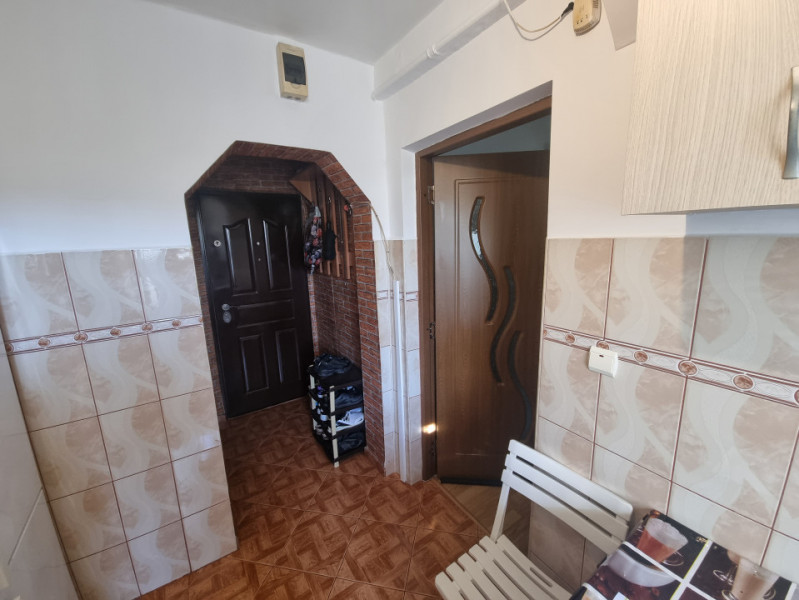 Apartament 2 camere, renovat, mobilat-utilat- Milcov 