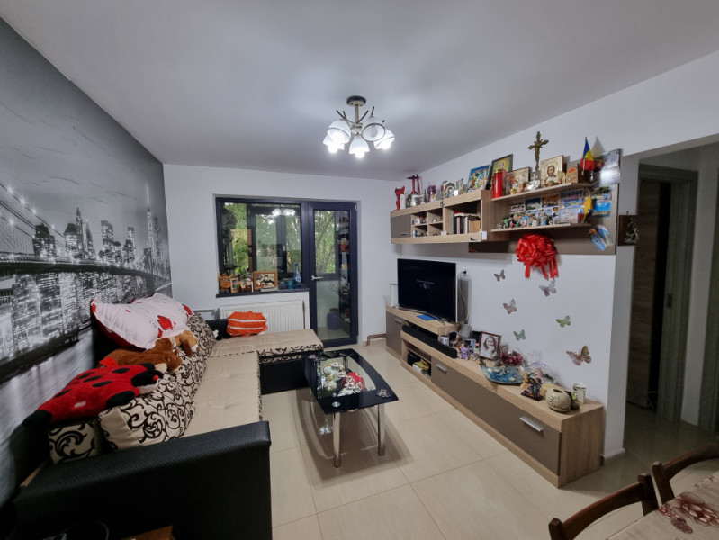 Apartament frumos amenajat , etaj 2