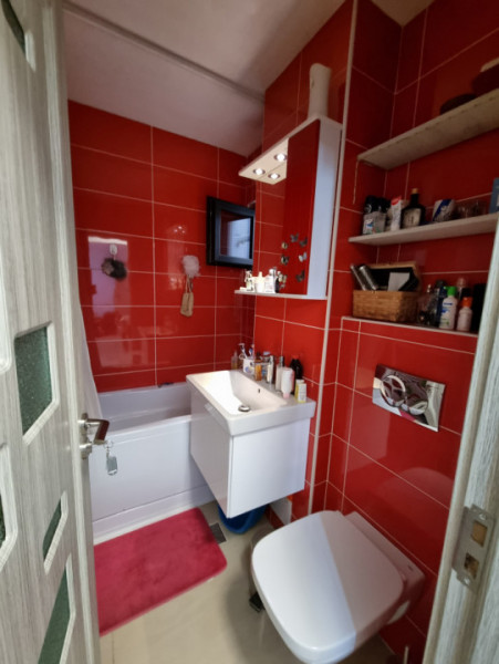 Apartament frumos amenajat , etaj 2