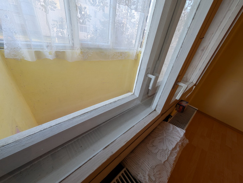 Apartament 2 camere, Posta Mioriței parter + balcon