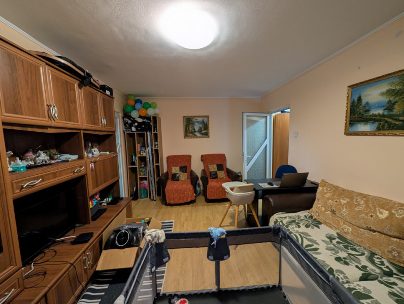 Apartamentul zona Piata Sud etaj 1