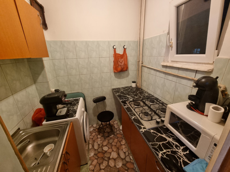 Insula de Agrement- 2 camere, mobilat și utilat, etaj 3- pret foarte bun