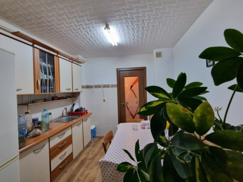 Apartament 2 camere decomandate/ spațios/ Arena Mall/ 22 Decembrie 