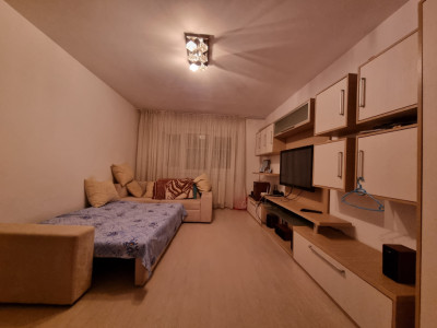 Apartament 2 camere decomandate/ spațios/ Arena Mall/ 22 Decembrie 