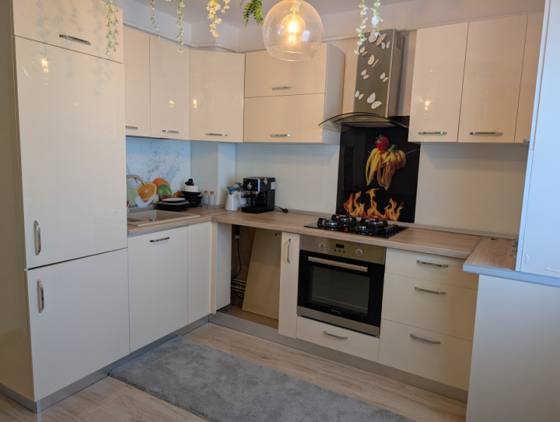 Apartament 2 camere, spațios, bloc din 1984 -Nord