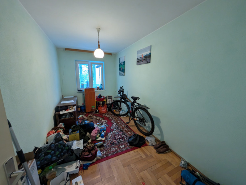 Miron Costin 3 camere semidecomandate - 58mp , etaj 3