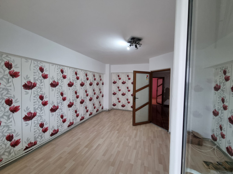Parcul Trandafirilor- Ultracentral- 2 camere- bloc din 1986