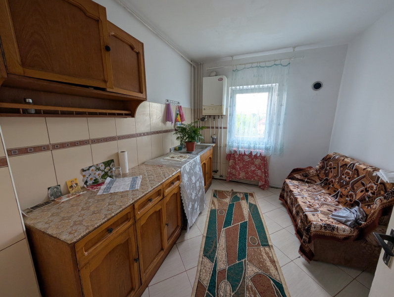 Bucovinei-Lizuca- 3 camere- bloc din 1982