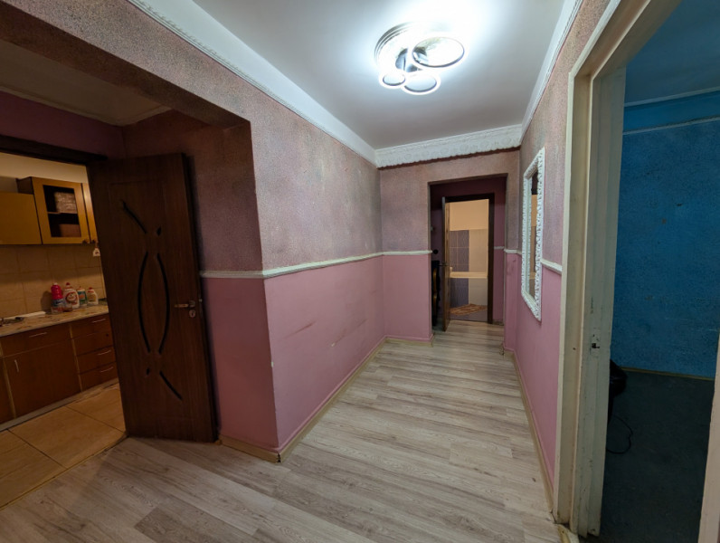 Apartament 3 camere-Alecu Russo - etajul 1