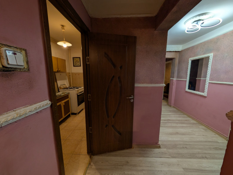 Apartament 3 camere-Alecu Russo - etajul 1