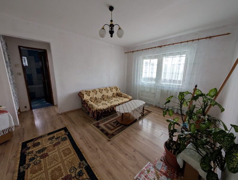 Apartament 3 camere zona Mioriței -Gradinita Lizuca