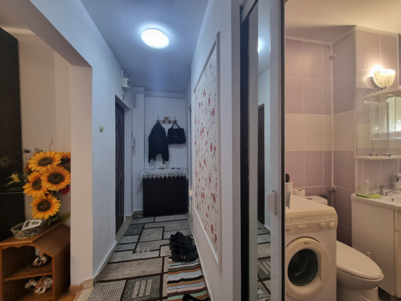 Zona Banca Națională- Ap. 2 camere, cu vedere la teii infloriți 