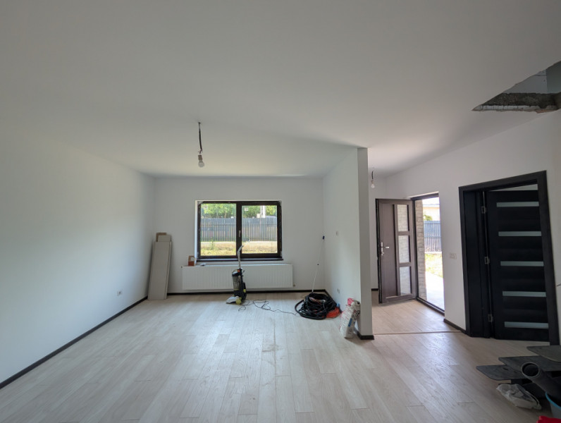 Casa noua 2024 Hemeius - Primărie 