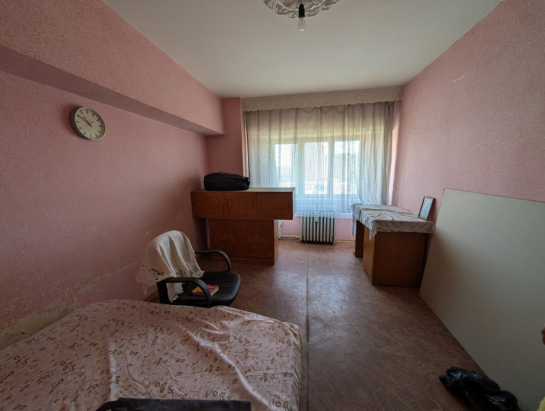 Stefan cel Mare - Aral, etaj intermediar bloc pe cadre, 77mp