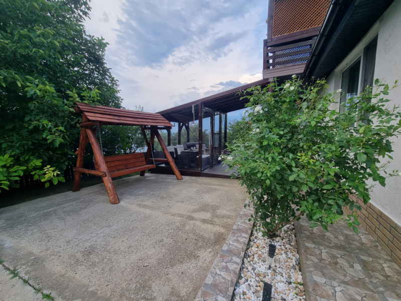 Comuna Sărata! Casă-spectacol! Casa în care vei scrie povești! 