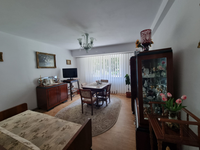 Apartament 2 camere decomandate- parter- Aleea Parcului 