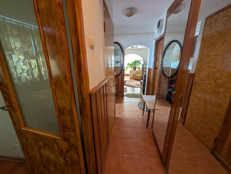 Apartament 3 camere Buhuși - Republicii Penny