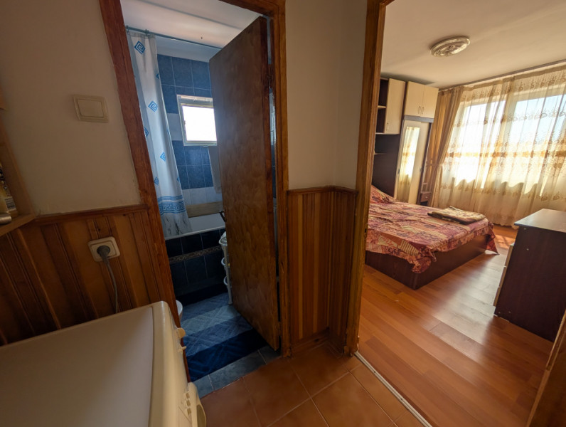 Apartament 3 camere Buhuși - Republicii Penny