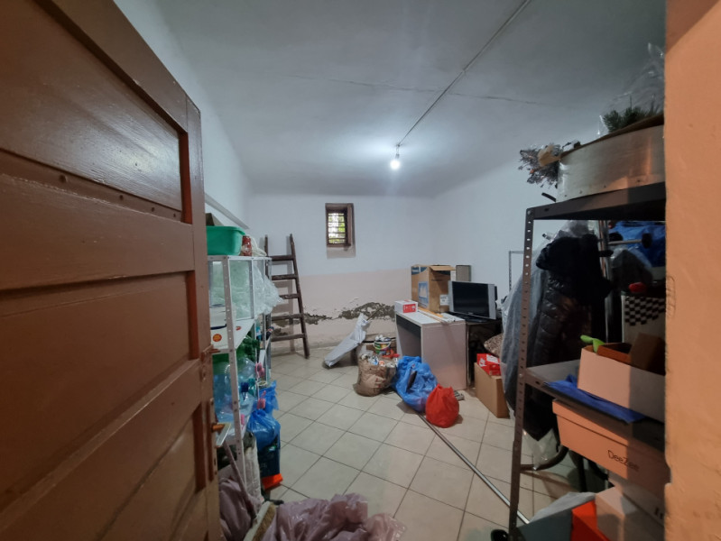 Aviatori-bloc tip vilă- 2 camere- renovat recent- boxă pe acte și pod