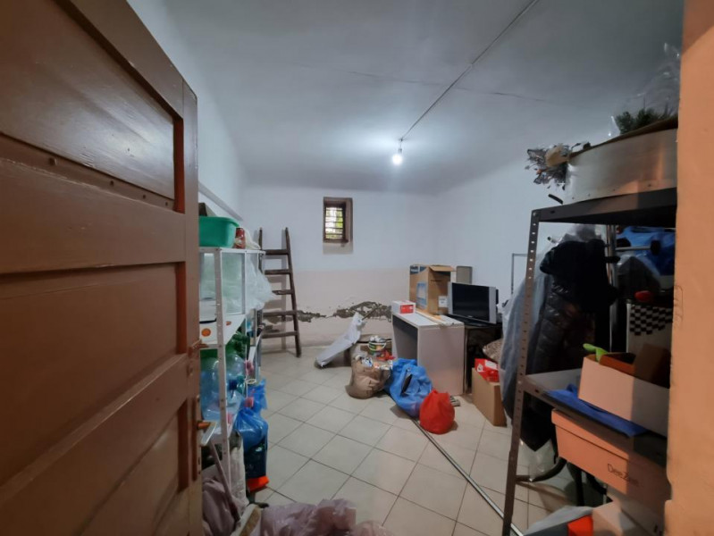 Apartament 2 camere decomandate, spatios, renovat recent + boxa 15 mp