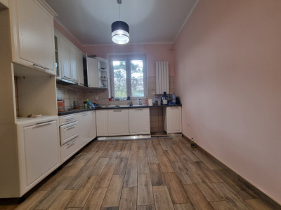 Aviatori-bloc tip vilă- 2 camere- renovat recent- boxă pe acte și pod