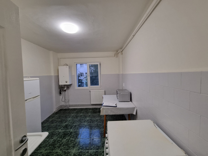 Apartament 3 camere decomandate la etajul 1, Insula de Agrement Bacau 