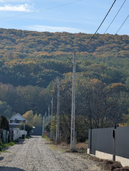 Teren Hemeius cu autorizație de construcție 