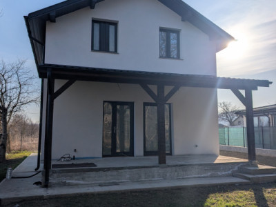 Vila 3 dormitoare/ 3 bai. Locație exclusivista - Parcul Dendrologic 