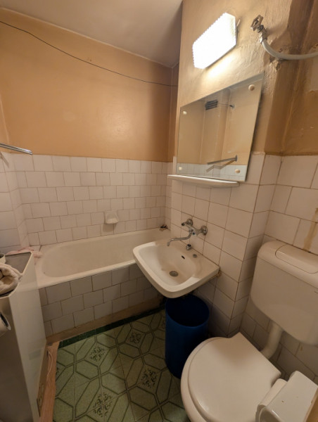 Garsoniera ultracentrala vedere la Parcul Catedralei