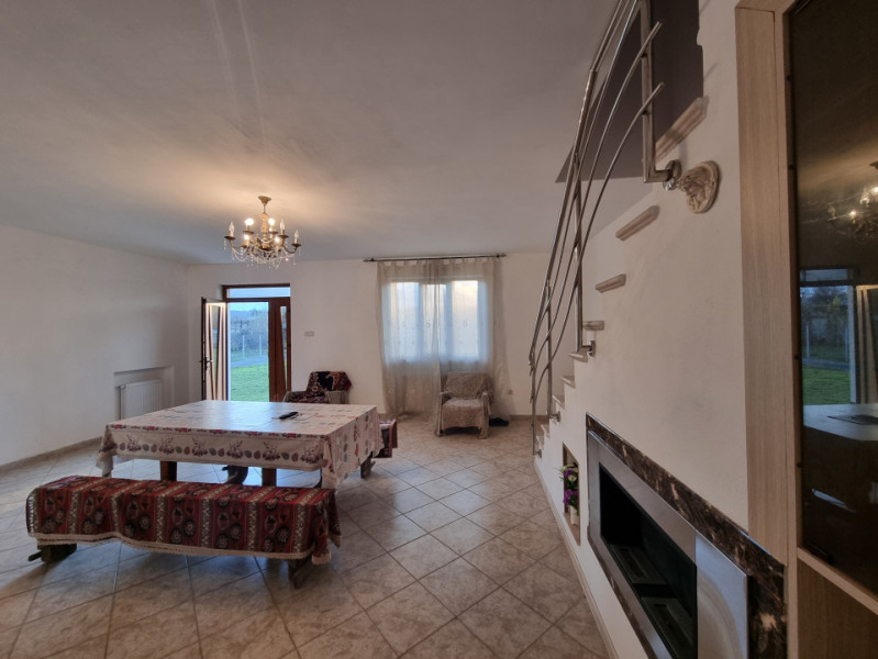 Mărgineni- Arcadie Septilici- Vilă 6 camere- 2019- 3 bai- teren 800 mp