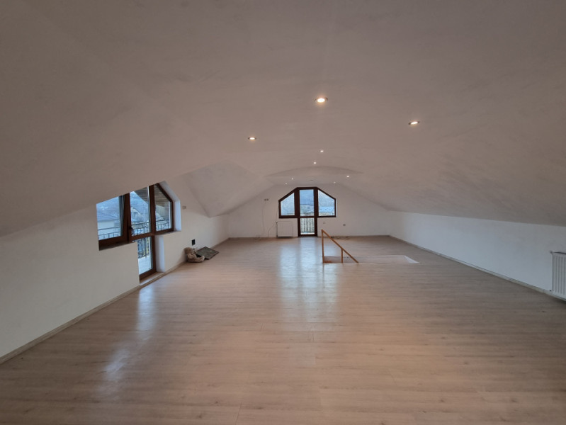 Mărgineni- Arcadie Septilici- Vilă 6 camere- 2019- 3 bai- teren 800 mp