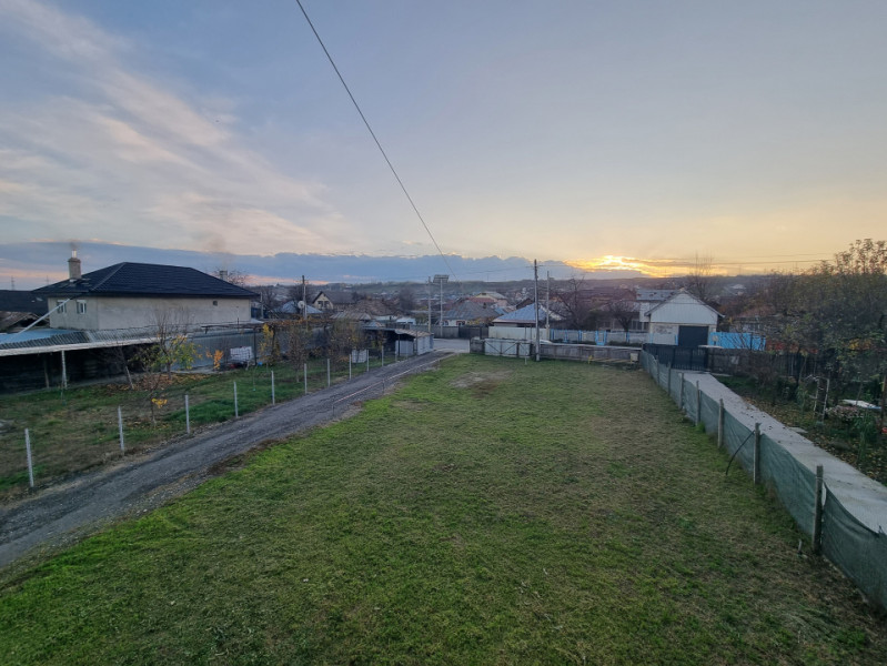 Mărgineni- Arcadie Septilici- Vilă 6 camere- 2019- 3 bai- teren 800 mp