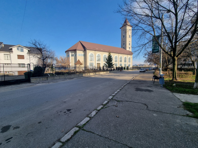 Digu Barnat- Zona Nord - Ap. 2 camere decomandate- etaj 3- bloc din 86